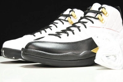 “ROYALTY” JORDAN 12 AIR 0920